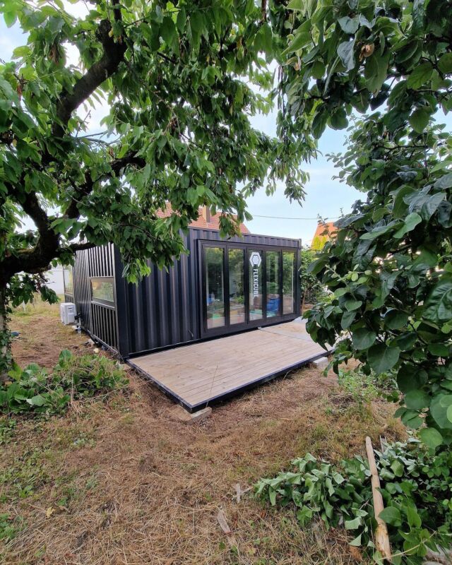 After assembling a container house, moving in and furnishing the apartment is the most enjoyable thing 🫶🏼 L75#containerhome #containerhouse #container #containerbuilt #cabin #airbnb #flexicube #flexicubepl #containerlife #containerliving #tinyhome #tinyhouse #homeinspo #homeinspiration #mancave #containersolutions #glamping #modernhome #modernhomes #modularhome #cozyhome #singlefamilyhome #beautifulhomes #summerhouse #vacationhome #containerliving #containeroffice #homesweethome #housebuild